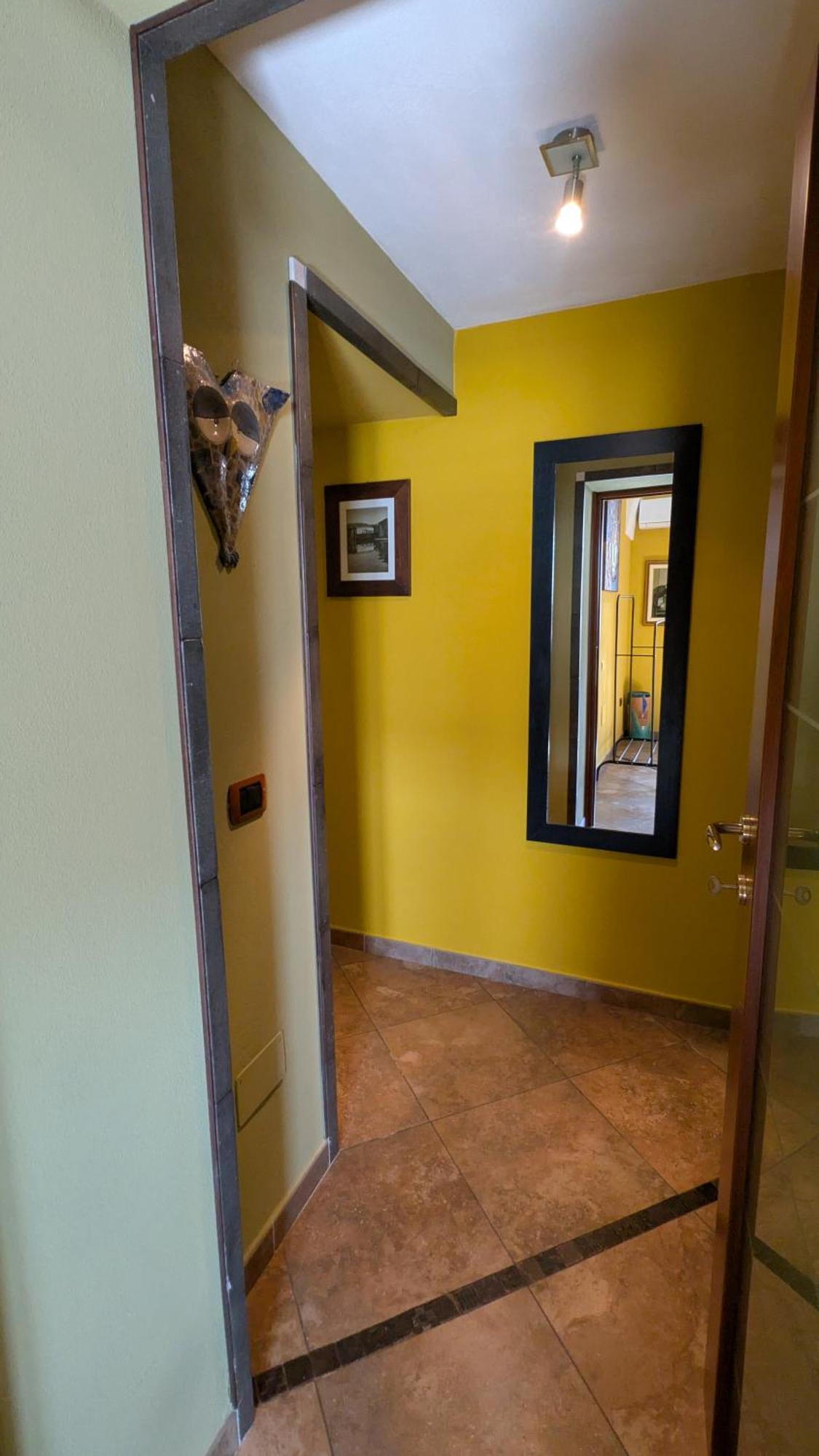 Luxury Home Bosa Apartment Екстер'єр фото