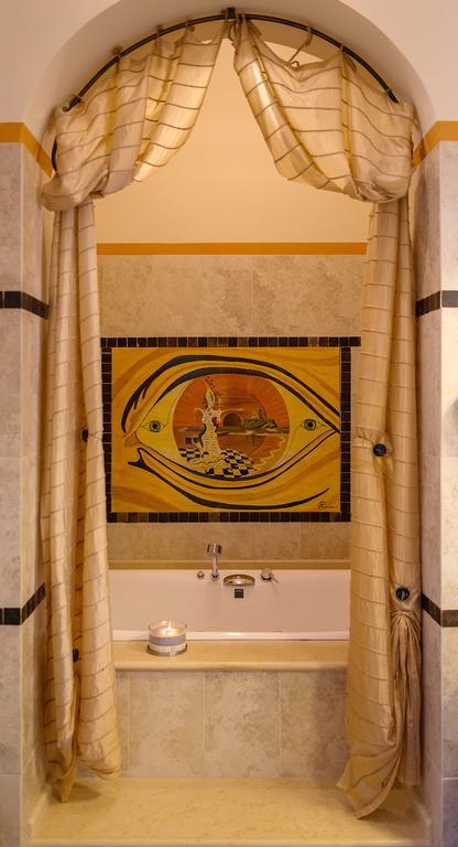 Luxury Home Bosa Apartment Екстер'єр фото